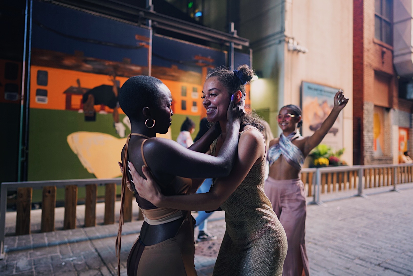 A couple at a Lesbian Social Detroit event