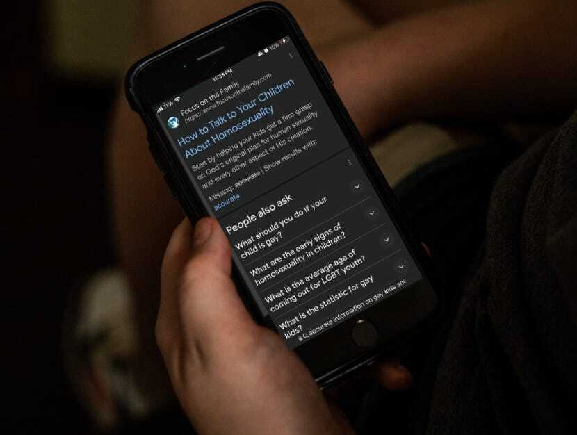 Screenshot courtesy of Genna Brown. Photo by Kaoly Gutierrez.