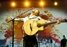 S2 FMU1 Jason Mraz 1836 02