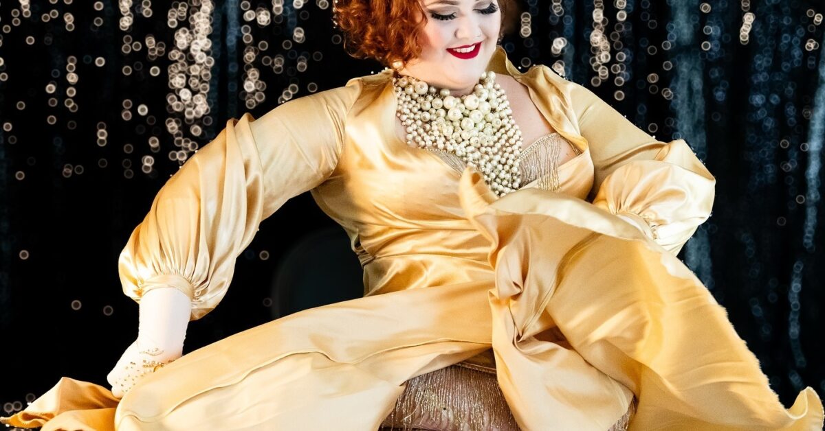 Lilith Von Tal. Photo: Instagram/@lilithvontal, @moonrisephotographystudios