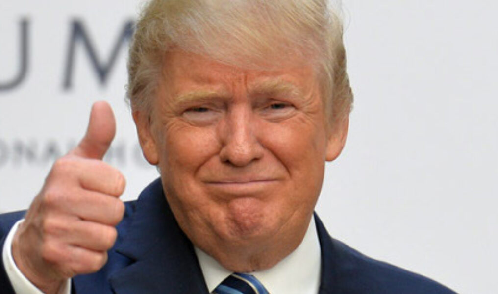 Donald Trump thumbs up insert c Washington Blade by Michael Key