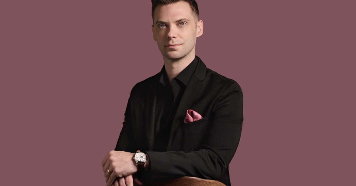 Novak main