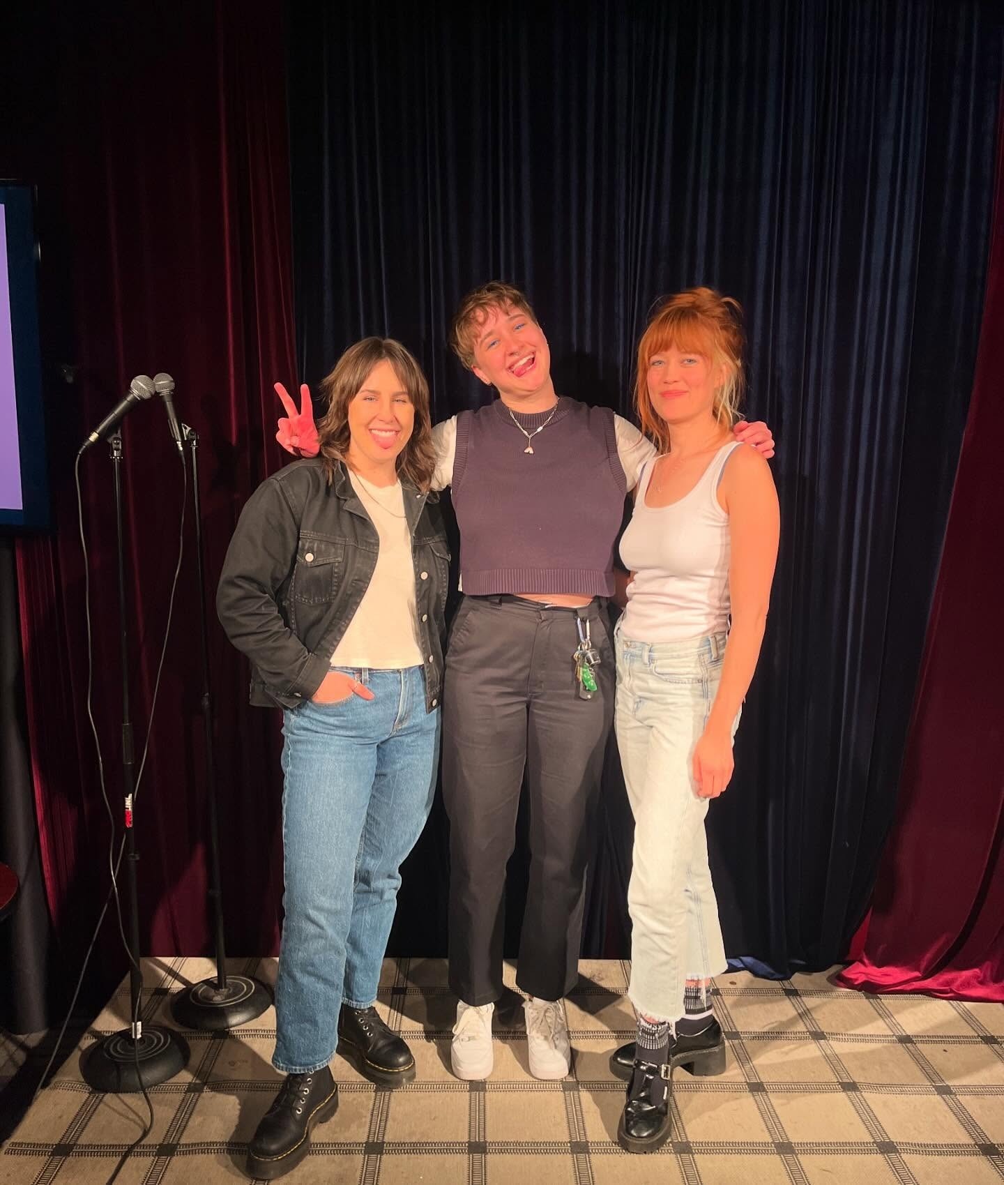 Katie Kincaid (left) and Catherine McCafferty (right) at a Lesbian Lodge performance. Photo: Instagram/@thelesbianlodge