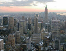 S1N_WB_NYCConversionNew_York_City_skyline_insert_by_Daniel_Schwen_via_Wikimedia