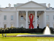 White_House_World_AIDS_Day_insert_c_Washington_Blade_by_Michael_Key