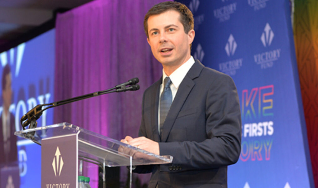 S2_WB_CroppedPete_Buttigieg_at_2019_Victory_Fund_National_Champagne_Brunch_insert_c_Washington_Blade_by_Michael_Key